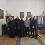 ПРОФ. ДР МИЉАН ПОПИЋ СА ФИЛОЗОФСКОГ ФАКУЛТЕТА НА ПАЛАМА ПОСЈЕТИО ЦЕТИЊСКУ БОГОСЛОВИЈУ